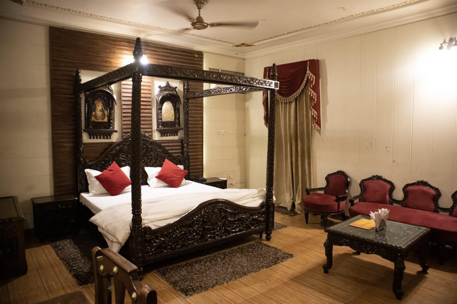 Ambala Haveli Hotel Exterior photo